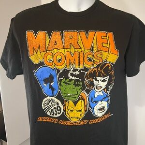 MARVEL COMICS EARTHS MIGHTIEST HEROES BLK SIZE Medium T-SHIRTIRONMAN HULK & MORE